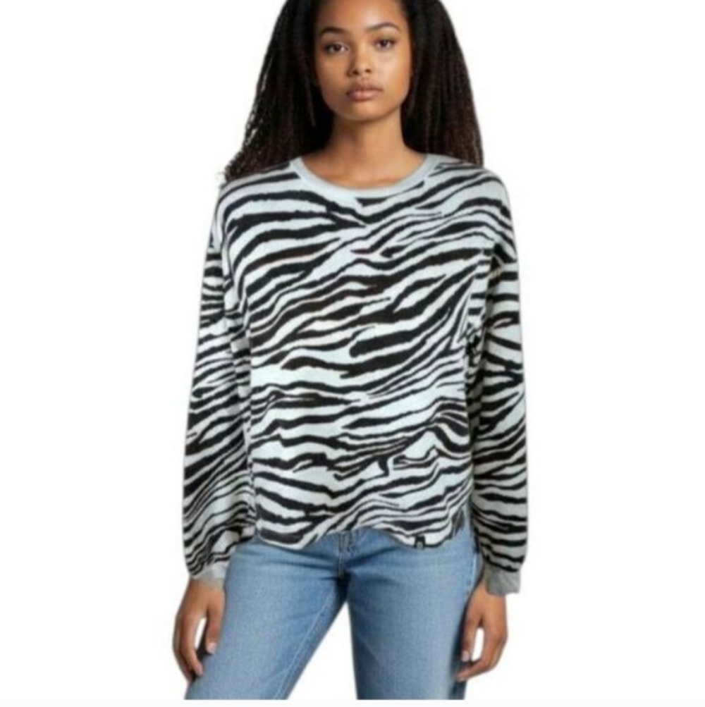 CIRCLE X BLACK & WHITE ZEBRA PRINT PULLOVER SZ.S EUC.